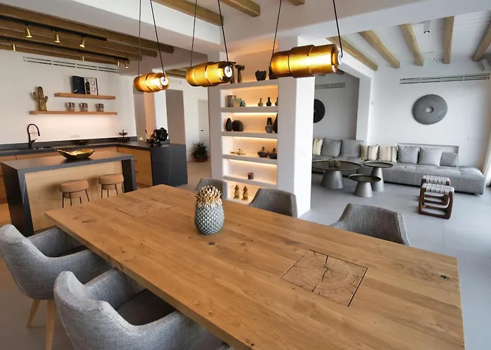 Splendid Mykonos Luxury & Mykonos Town