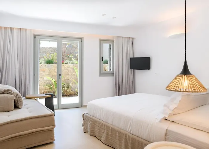 Splendid Mykonos Luxury & Mykonos Town