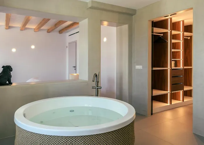 Splendid Mykonos Luxury & Villa