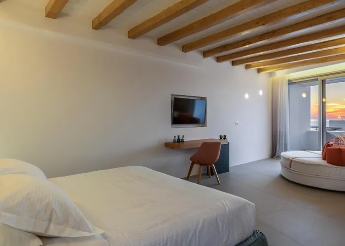 Splendid Mykonos Luxury & فيلة *